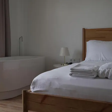 Perle House Hotell *