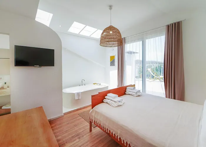 Perle House Hotel *