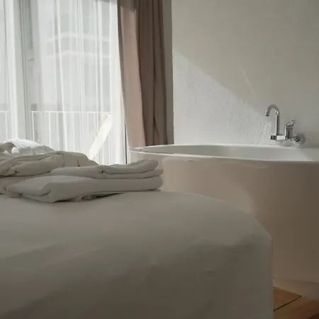 Hotell Perle House